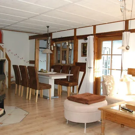 Ferienwohnung Christina Vaihingen an der Enz Esterno foto
