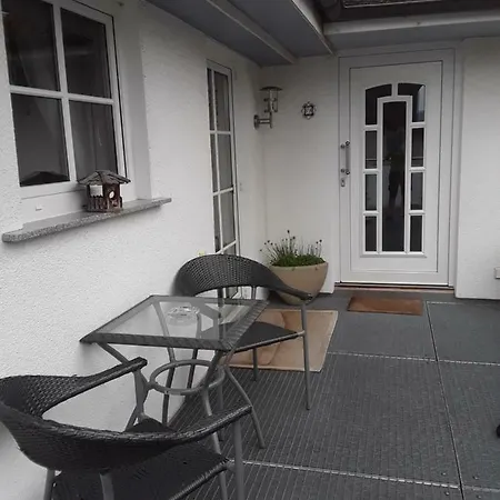 Ferienwohnung Christina Vaihingen an der Enz Esterno foto